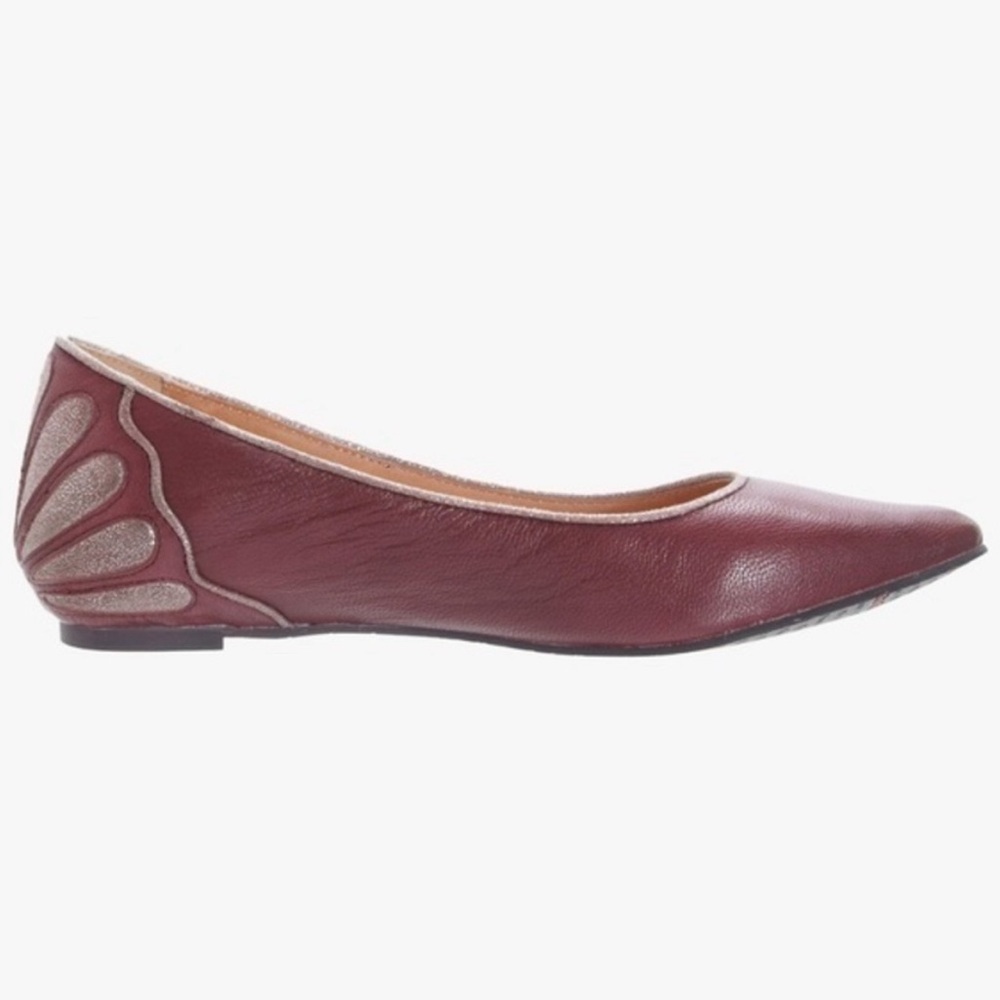 Miz Mooz Burgundy “Jodi” Leather Flats with Gold Metallic Heel Detail, EUC, 9